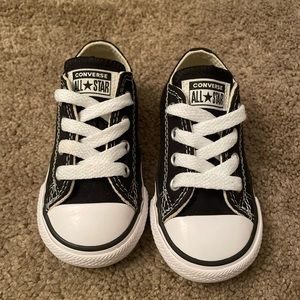 Toddler size 5 converse